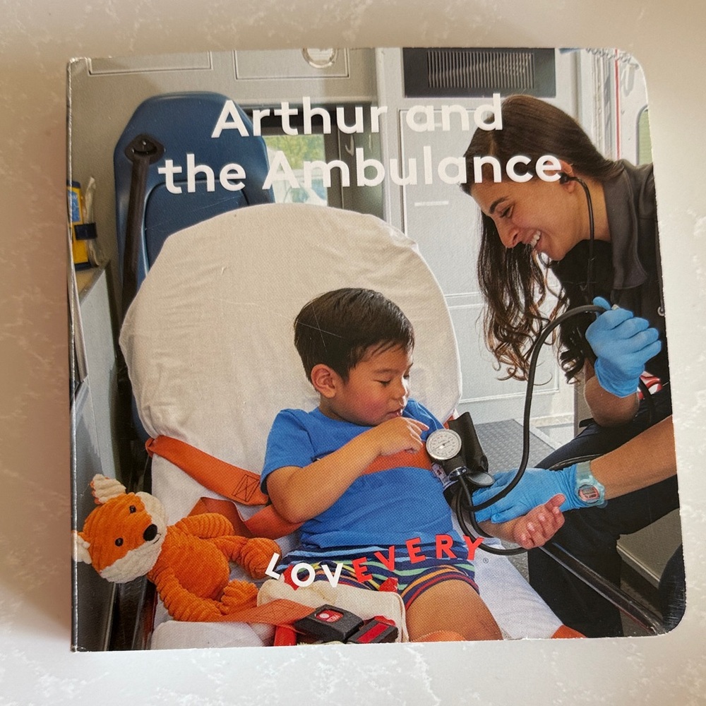 Lovevery Kids Learning Book - Arthur and the Ambulance
